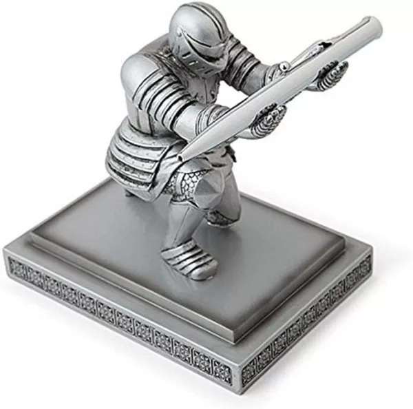 Bowing Knight Pen Holder Product Shot